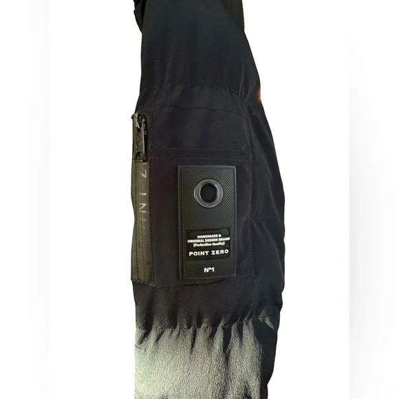 Point Zero Puffer Collection LEVI Iconic Long Puffer - Picture 4 of 11